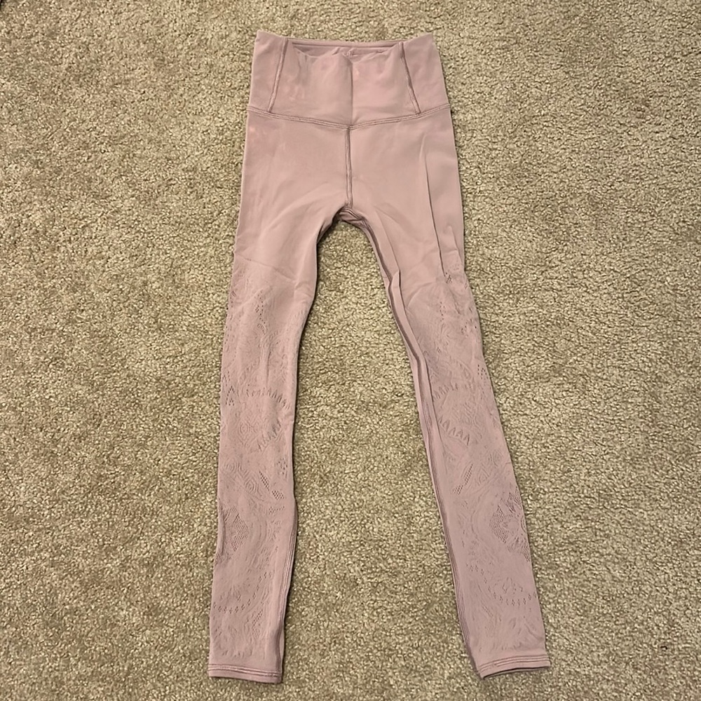 Lululemon reveal right zen expression leggings size 2